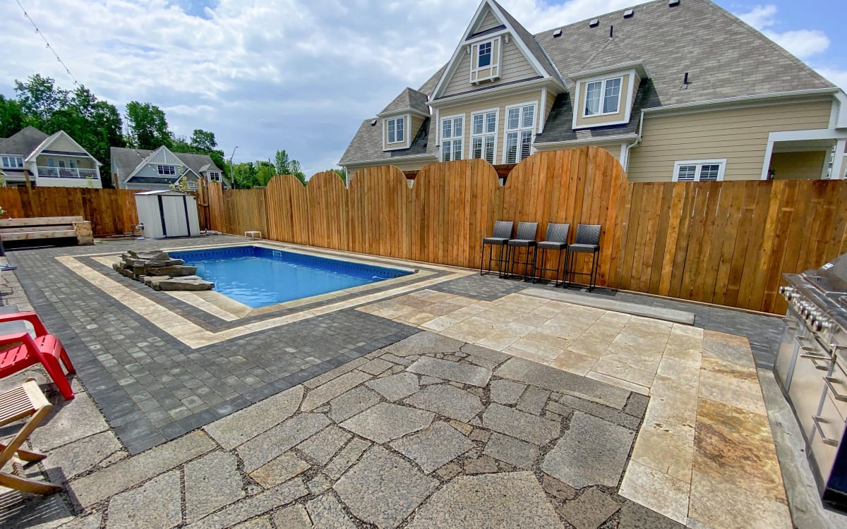 Luxury Designed Furnuished Cottage 1hr+ from Toronto with Pool, Office