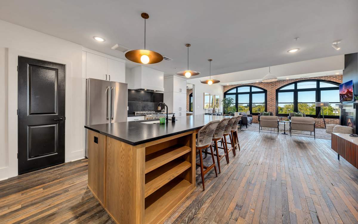 Industrial Penthouse | The Sims 4 Speed Build - YouTube - Penthouse With Remote Controlled Parking In Industrial Loft