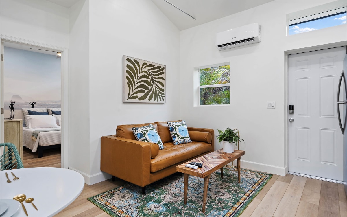 to the Jungle! Guest house in Jungle Prada, SAINT PETERSBURG