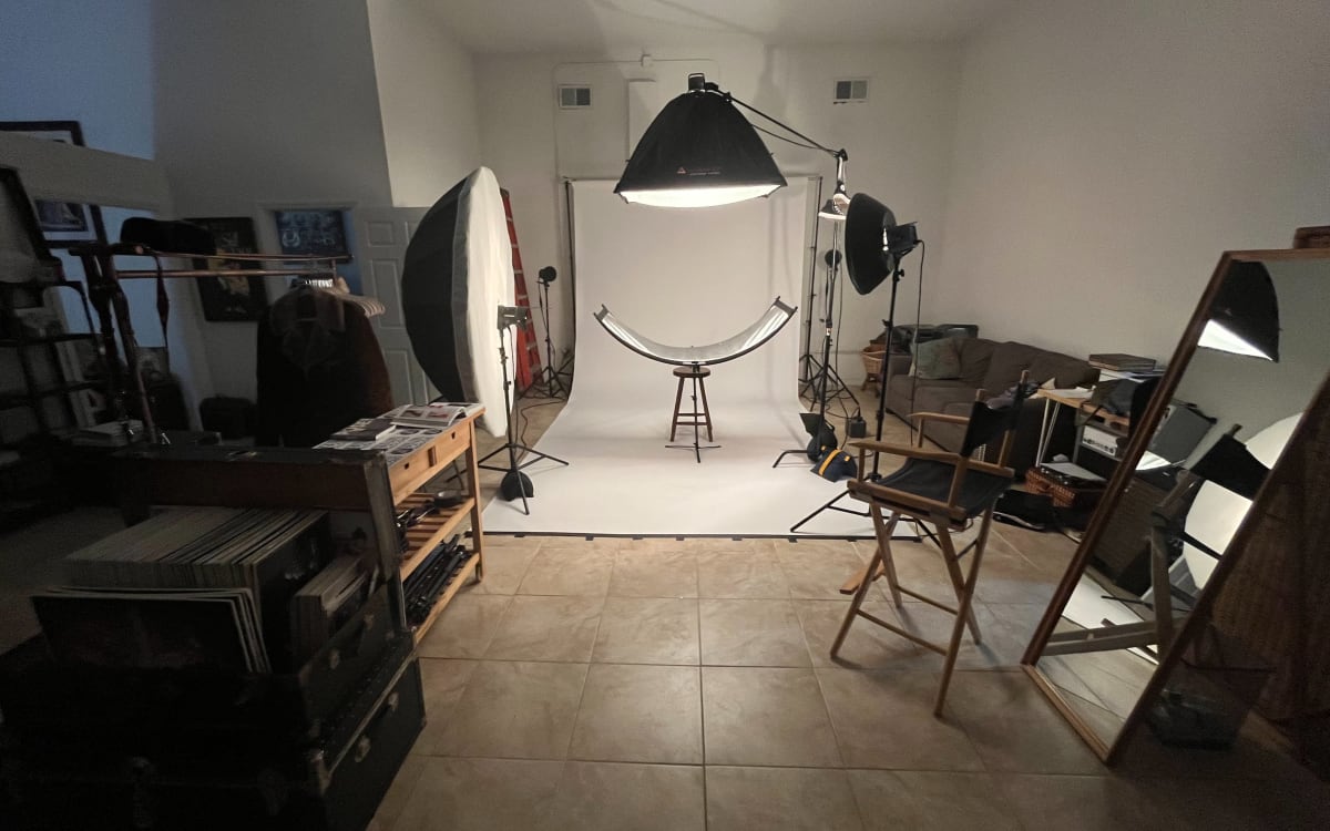 Photo Studio Rental Space in Quiet Residential Area, Roselle Park, NJ