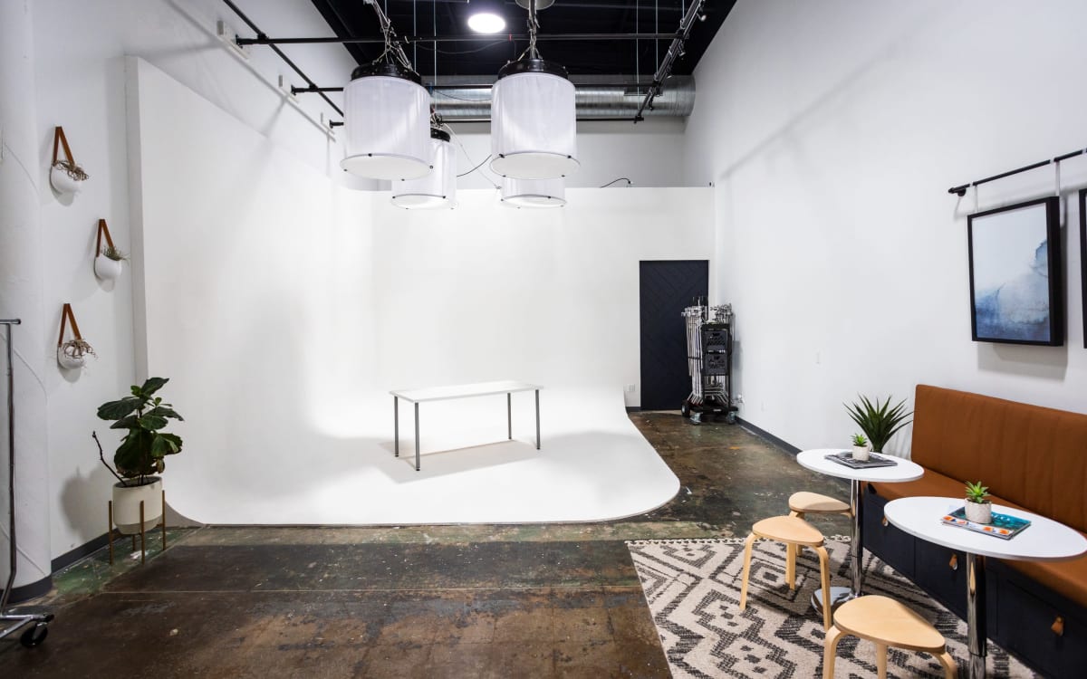 Stunning, Private, Client-Friendly Studio for Photo & Video Productions ...