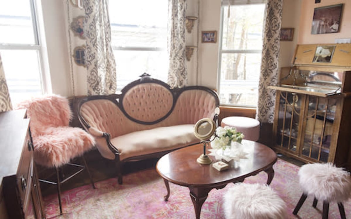 Vintage Inspired Wig and Beauty Sparkle Bungalow, Austin, TX Event