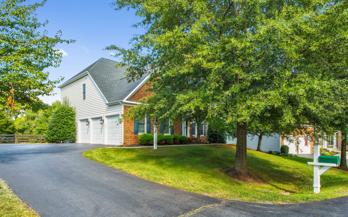 Outdoor and House in Aldie, Aldie, VA Production Peerspace