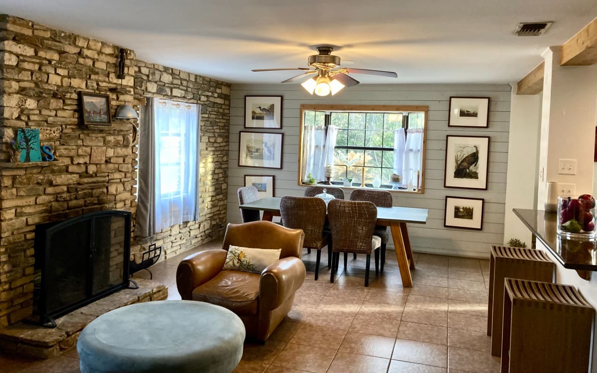 Riverfront Home With Large 1 Acre Lot, San Marcos, TX Event Peerspace