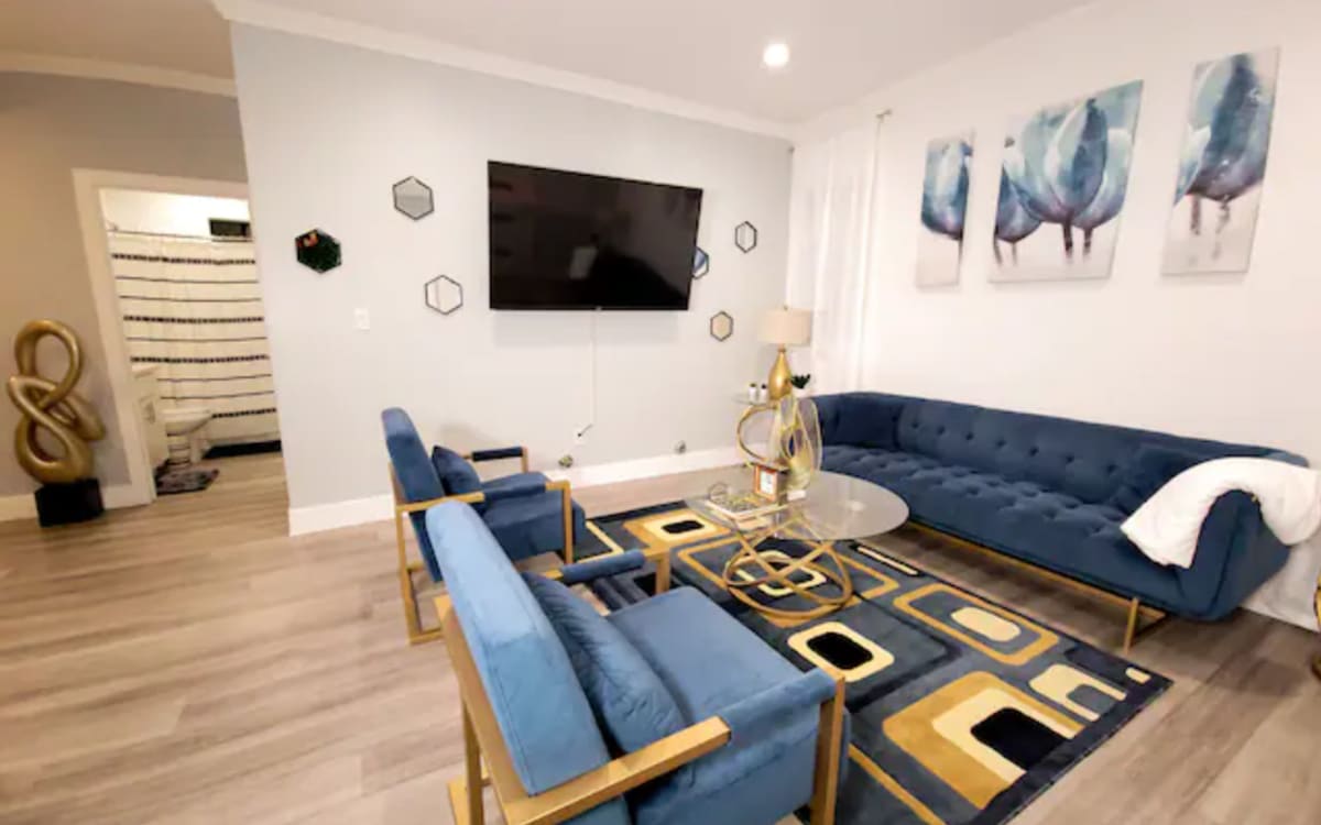 Content Home near LAX & Sofi Stadium, los angeles, CA OffSite