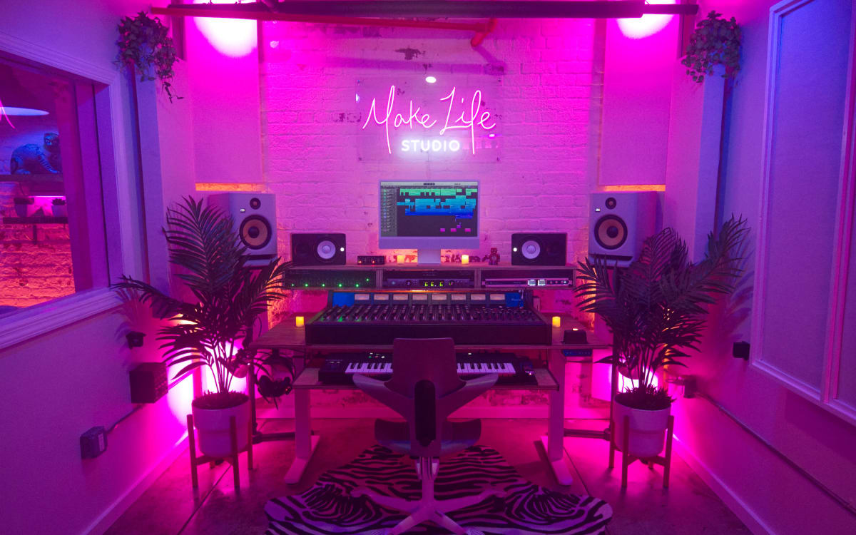 Creative Production Studio w/ Lush Tropical Vibes, Make Life Studio,  Brooklyn, NY, Production