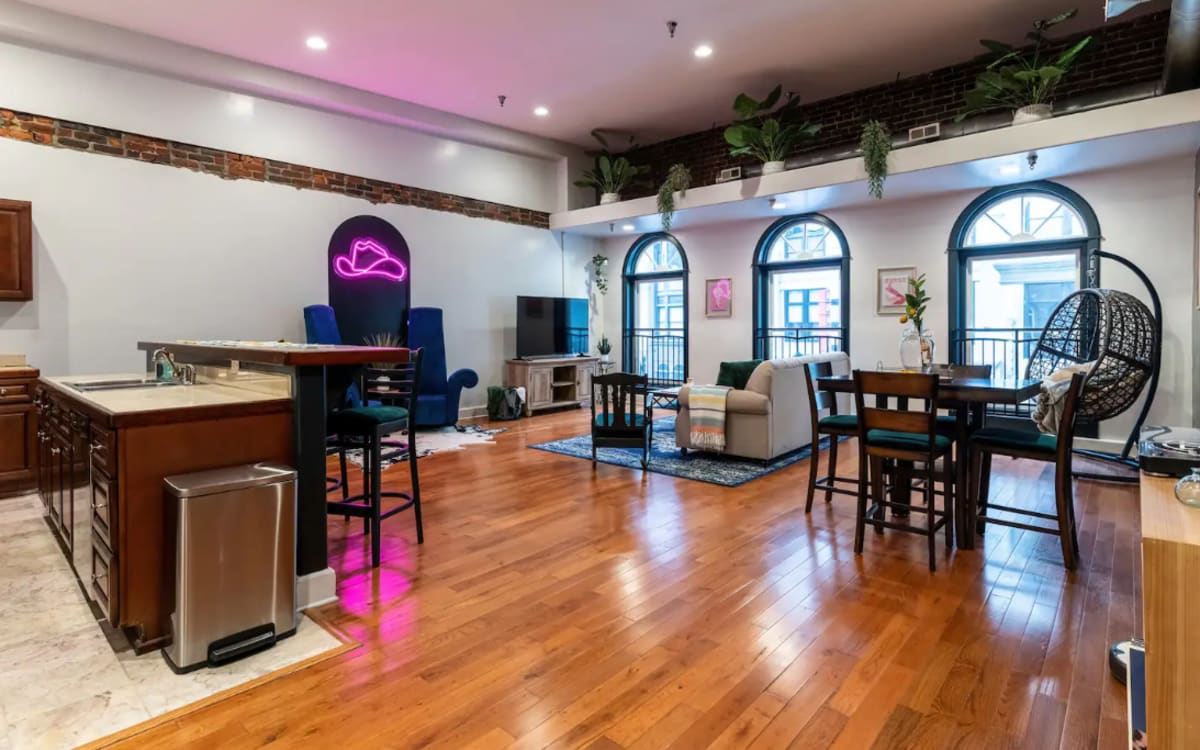 Heart of Downtown Knoxville, Knoxville, TN Event Peerspace