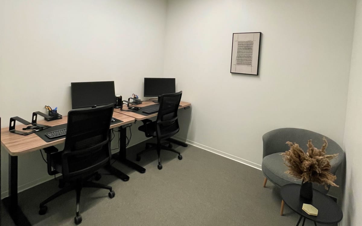 Private Office with Monitors, Long Island City, NY OffSite Peerspace