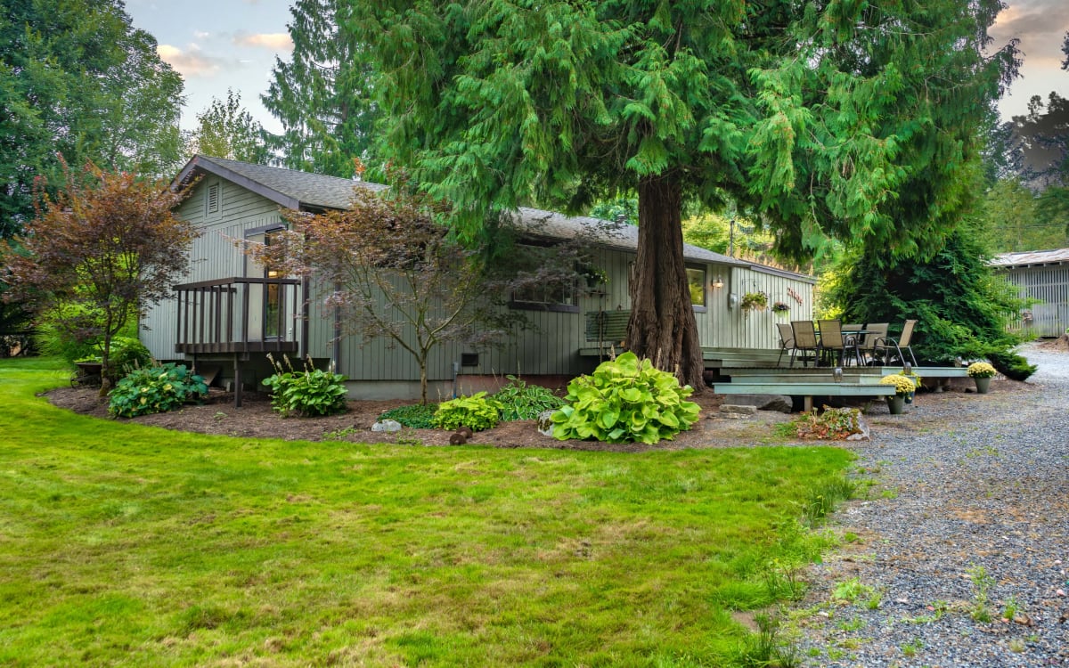 Rustic Home In Woodinville, Woodinville, WA Production Peerspace