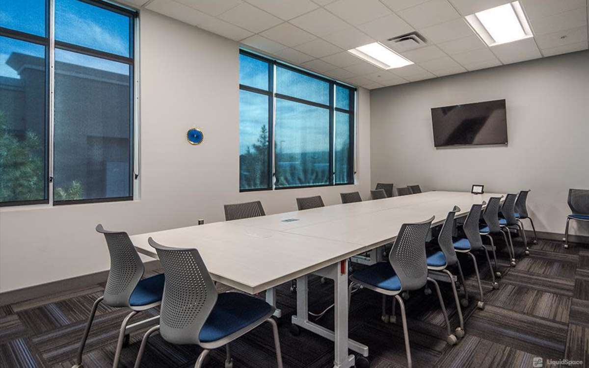 Meeting room w/glass whiteboard, TV, modular furniture, Chandler, AZ