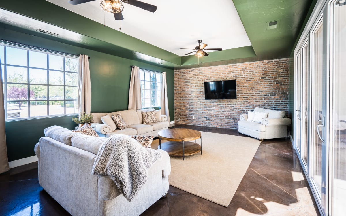 Courtyard, rooftop deck, and large townhome, Hurricane, UT Production