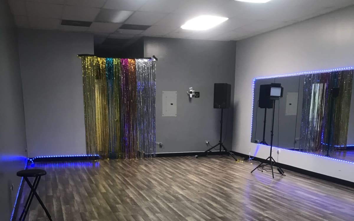 Bluetooth speakers for dance studio on sale