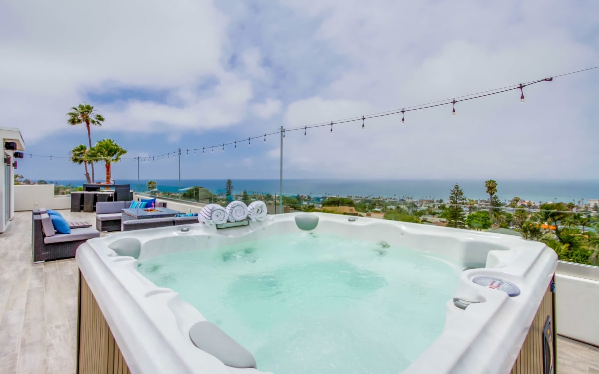 San Diego Modern Luxury Home with Stunning Ocean Views, San Diego, CA