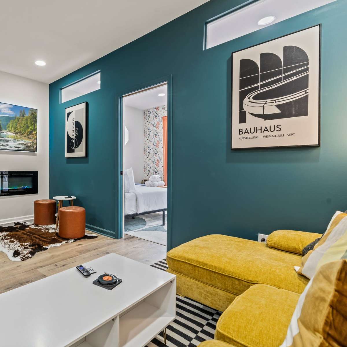 Family Oasis with 3BR, Games, BBQ & Fast WiFi in Philadelphia Image in Center City, Philadelphia, PA