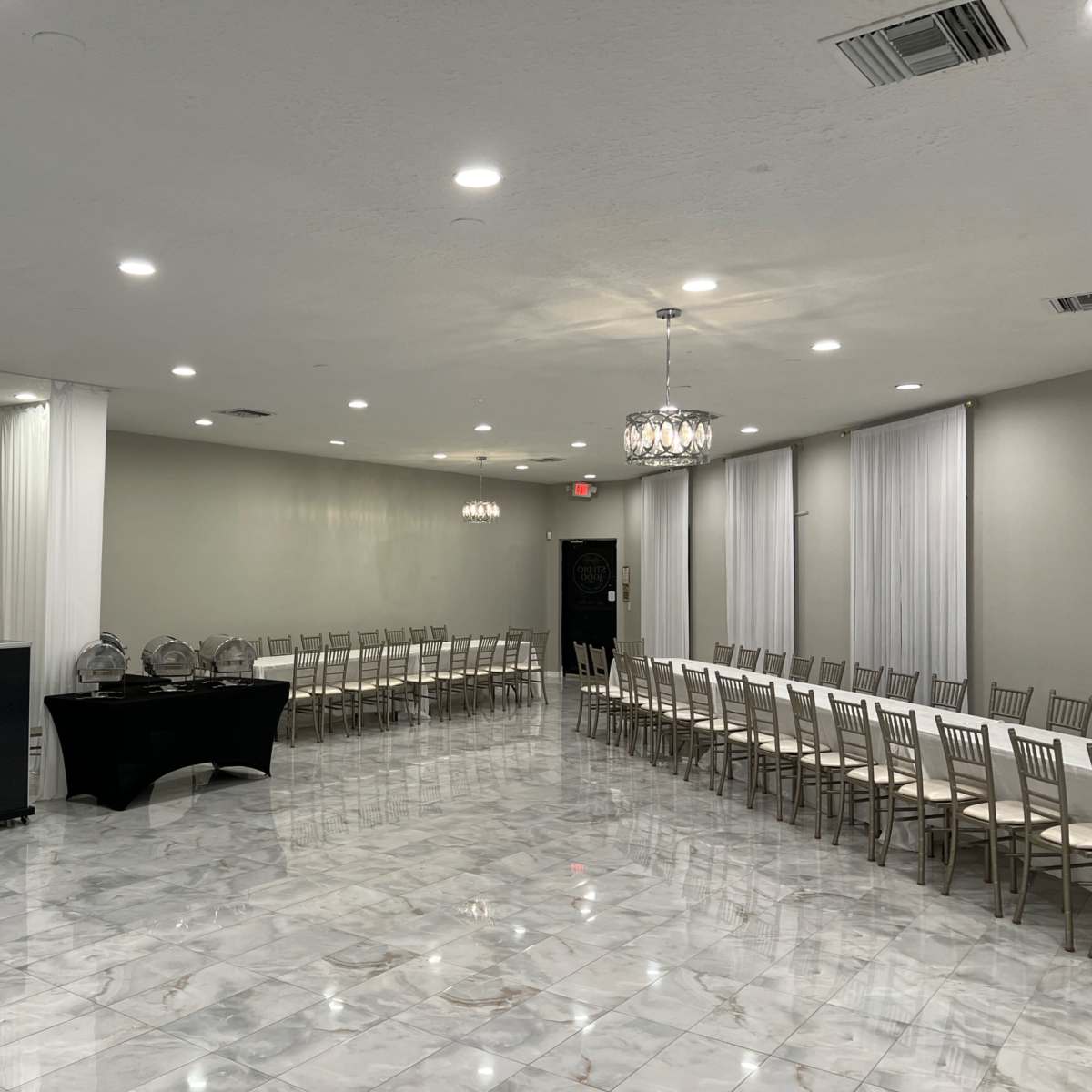 Bright Inviting Event Space Near Orlando in Kissimmee Image in Buena Ventura Lakes, Kissimmee, FL