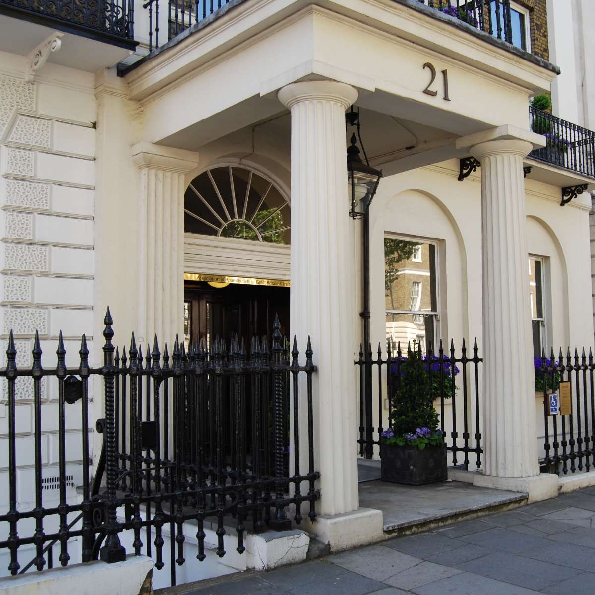 Versatile Meeting Room available in Fitzrovia in London Image in Marylebone, London, ENG