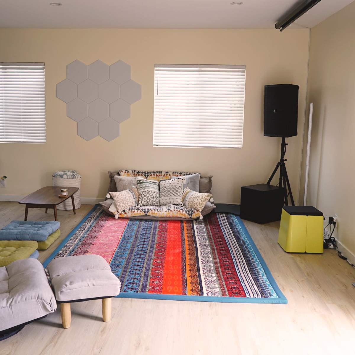 Modern and Modular Guest House in Quiet Neighborhood, Altadena, CA ...
