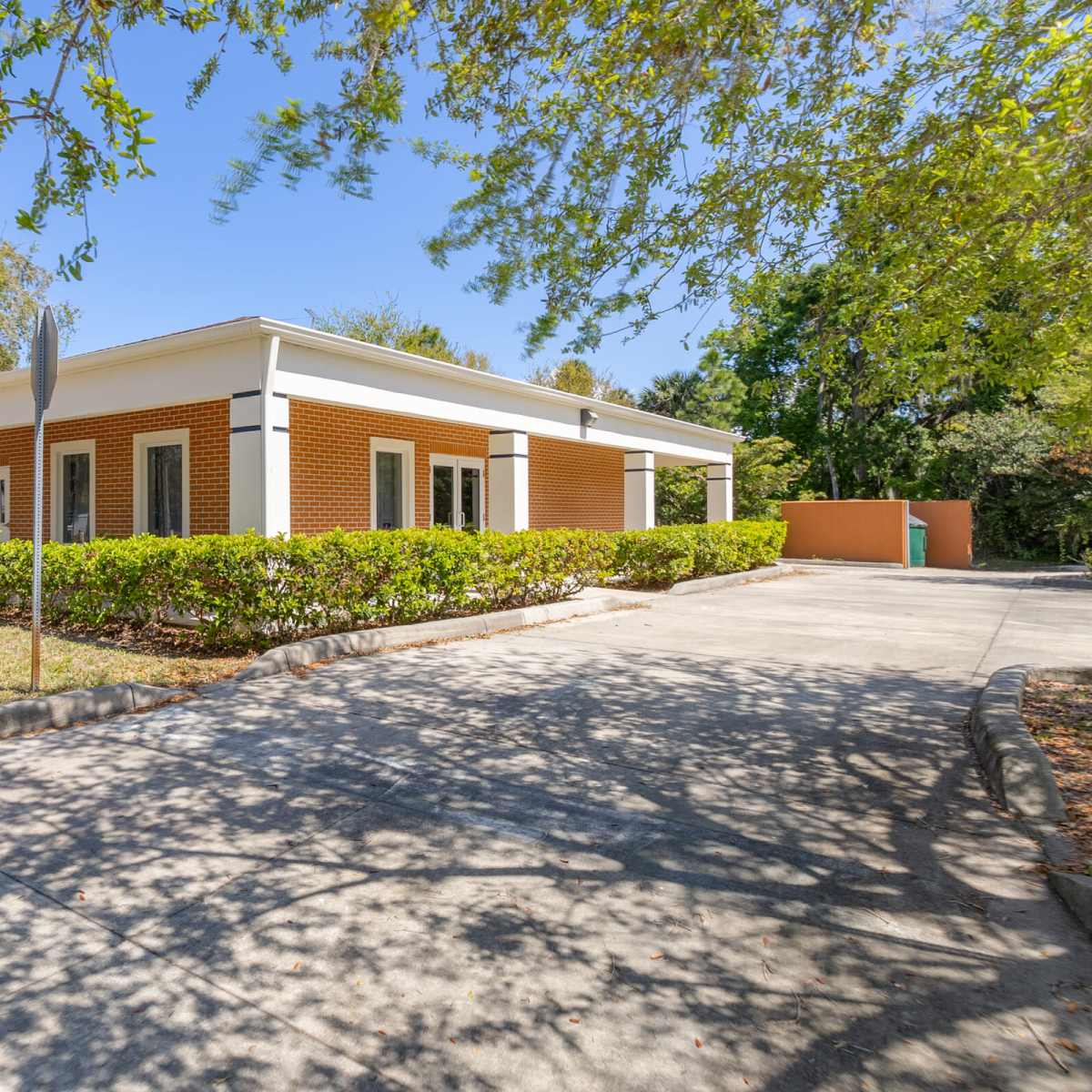 Downtown Titusville Commercial Kitchen with 80 Person Seating in Titusville Image in Titusville, Titusville, FL