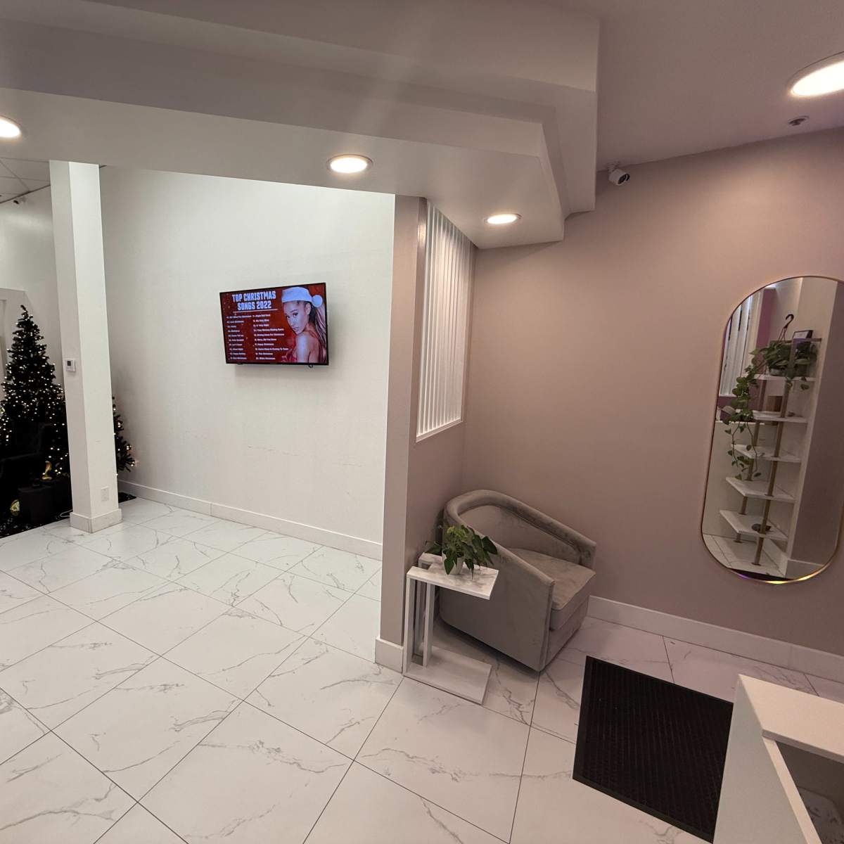 A modern, bright, and cozy space in Los Altos. Endless versatility—your imagination is the only limit! in LOS ALTOS Image in North Los Altos, LOS ALTOS, CA