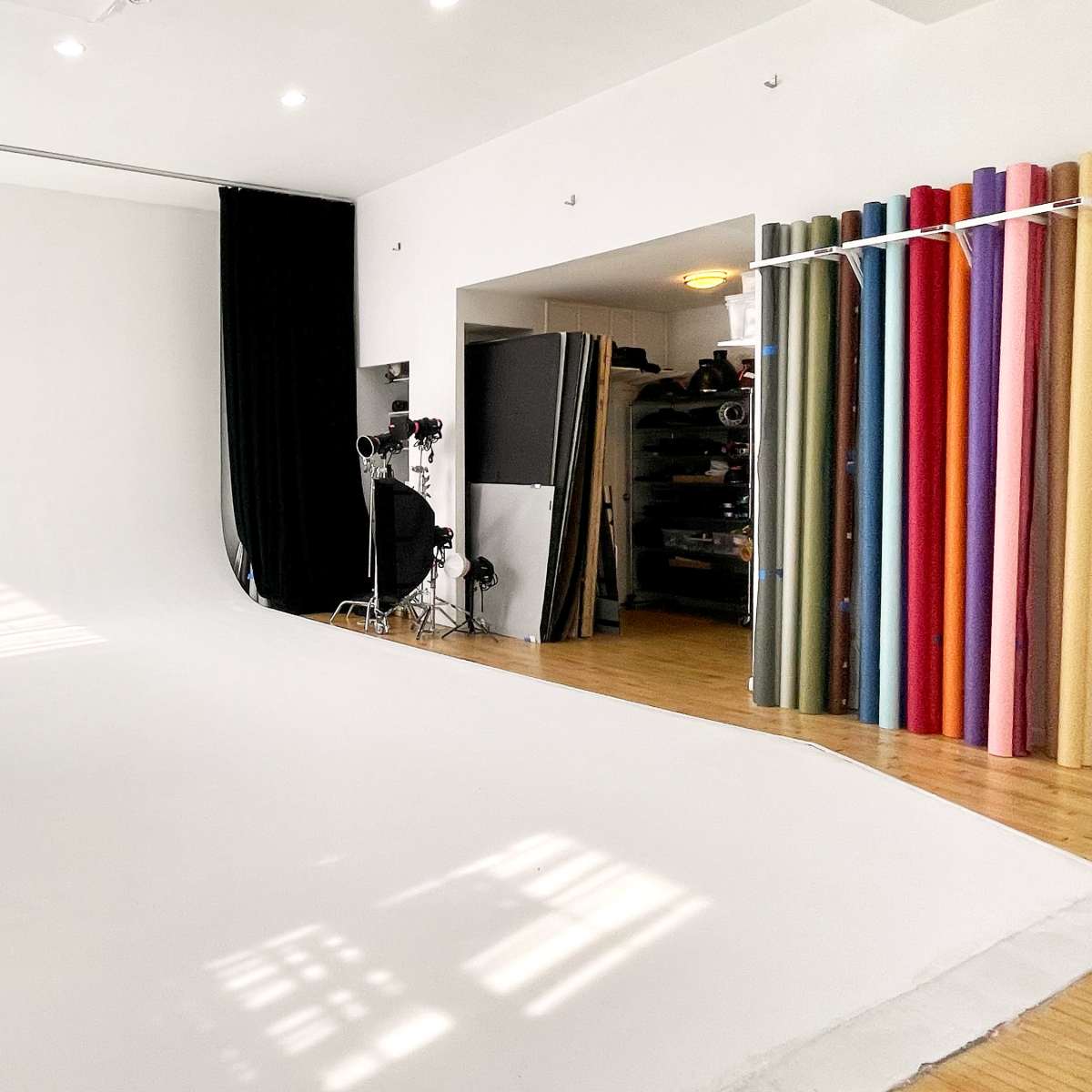 Rachel Neville Studios | Central photo studio, morning daylight and ...