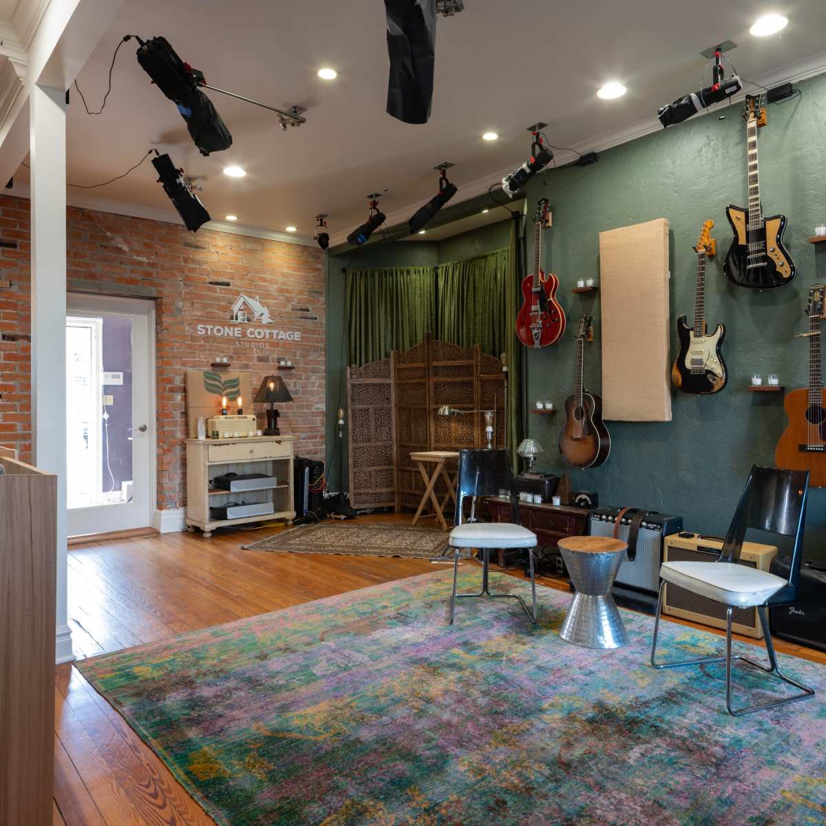 Your ideal, warm and inviting event space in the heart of downtown at 1928 Pearl St. in Boulder Image in Central Boulder, Boulder, CO