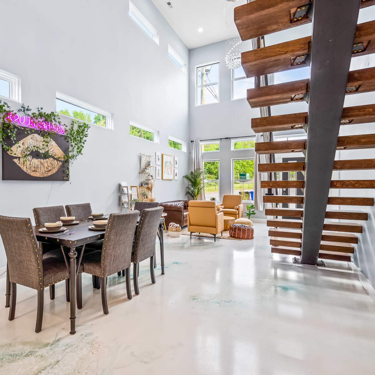 Downtown Chic Luxury Loft w/Rooftop, Durham, NC OffSite Peerspace