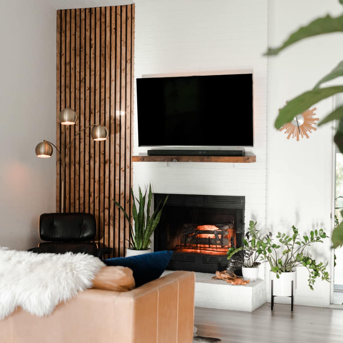 Mid-Century Lake House with a Coastal Boho vibe +  Photo Studio in Mount Juliet Image in Mt. Juliet, Mount Juliet, TN
