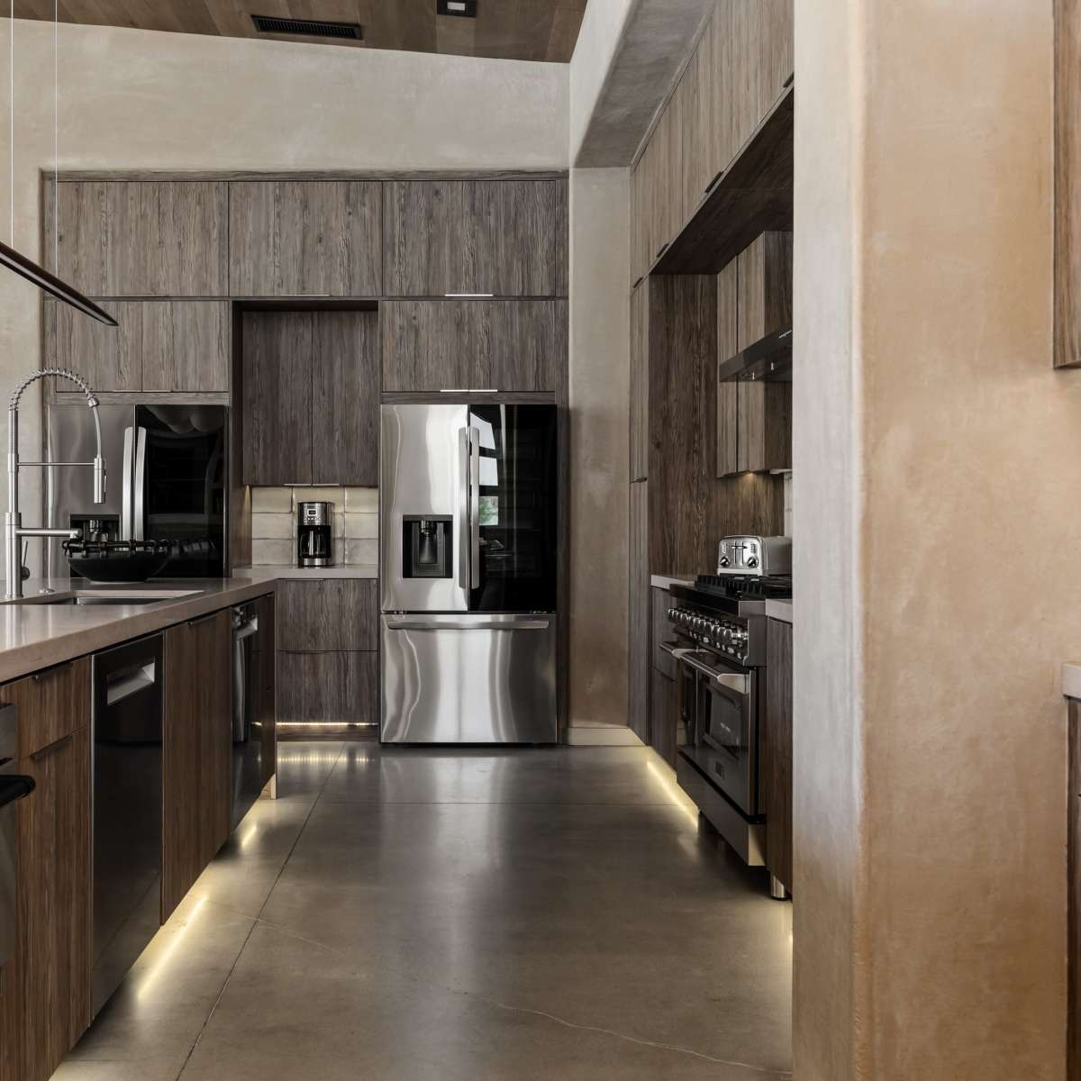 Peak by Fieldtrip | 8BR Modern w 2 Pools in Joshua Tree Image in , Joshua Tree, CA
