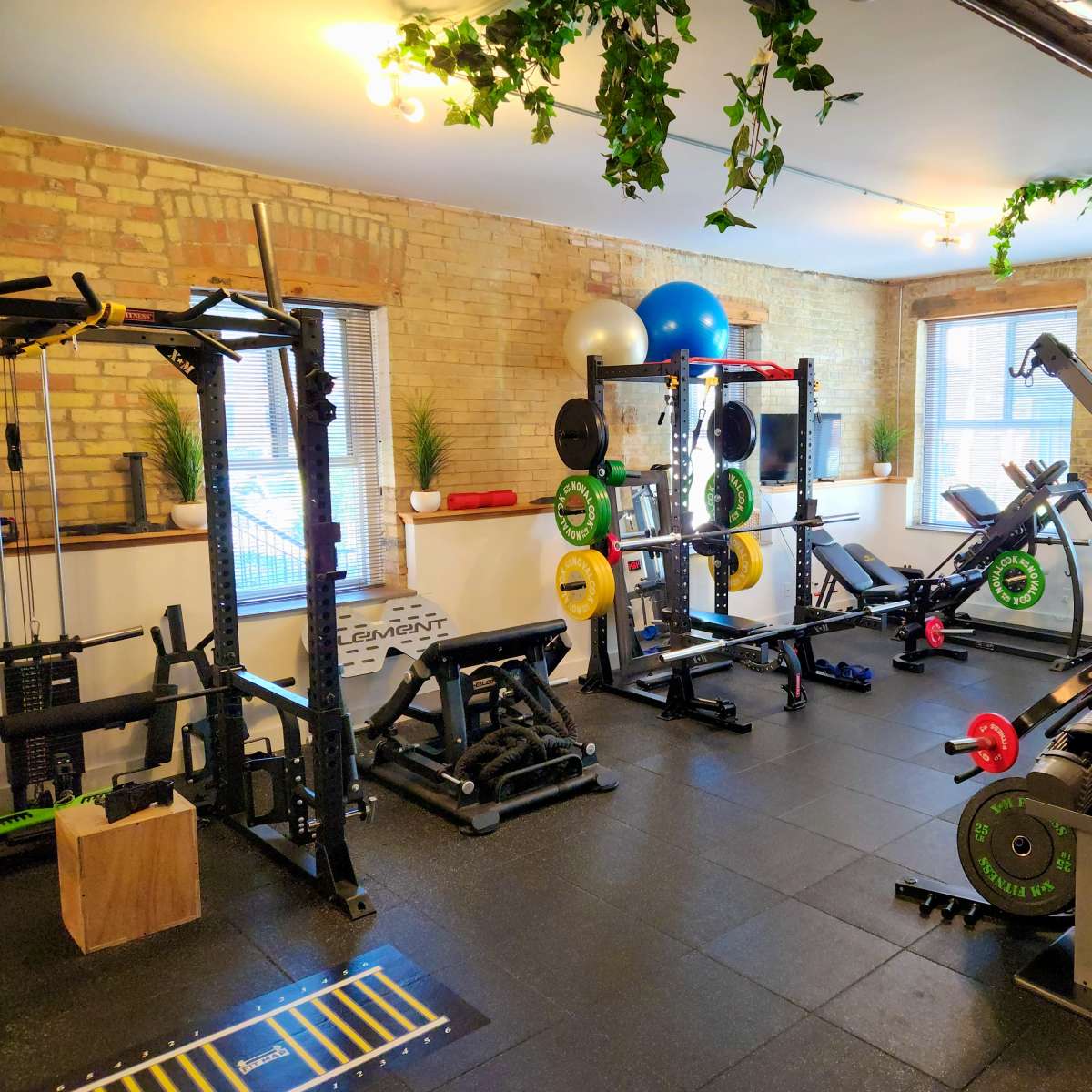 Beautiful fitness studio and gym in downtown Toronto Toronto Production Peerspace