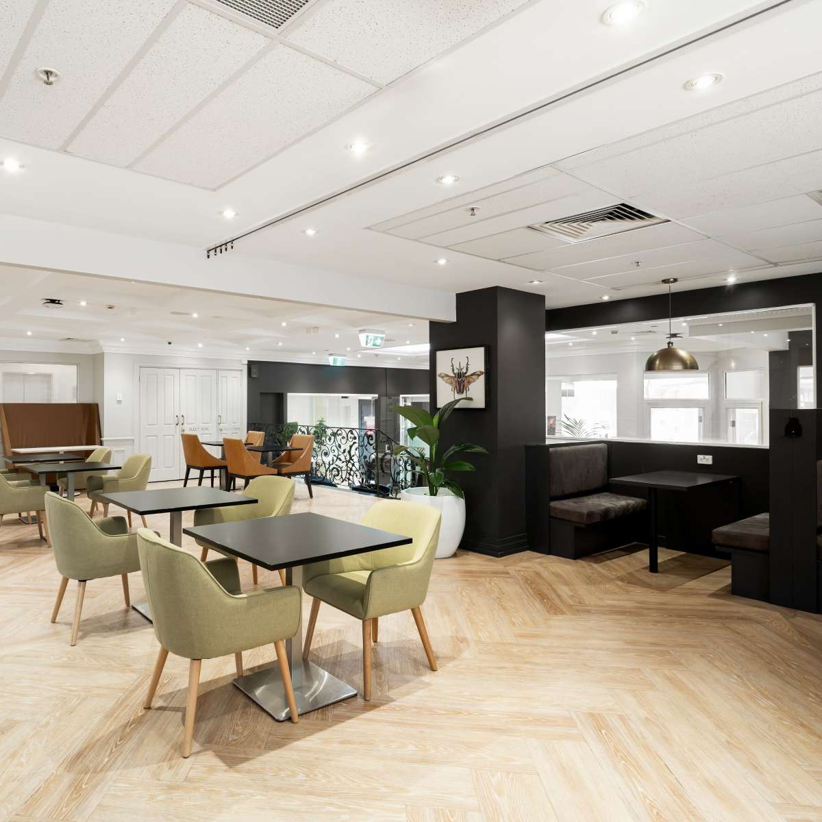 Curlew Meeting Room at Liberty North Sydney in North Sydney Image in North Sydney, North Sydney, NSW