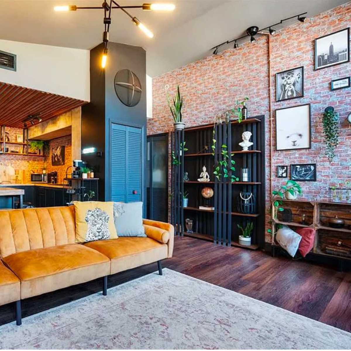 NEW Brick & Cozy Creative Home Studio in Orlando Image in Azalea Park, Orlando, FL