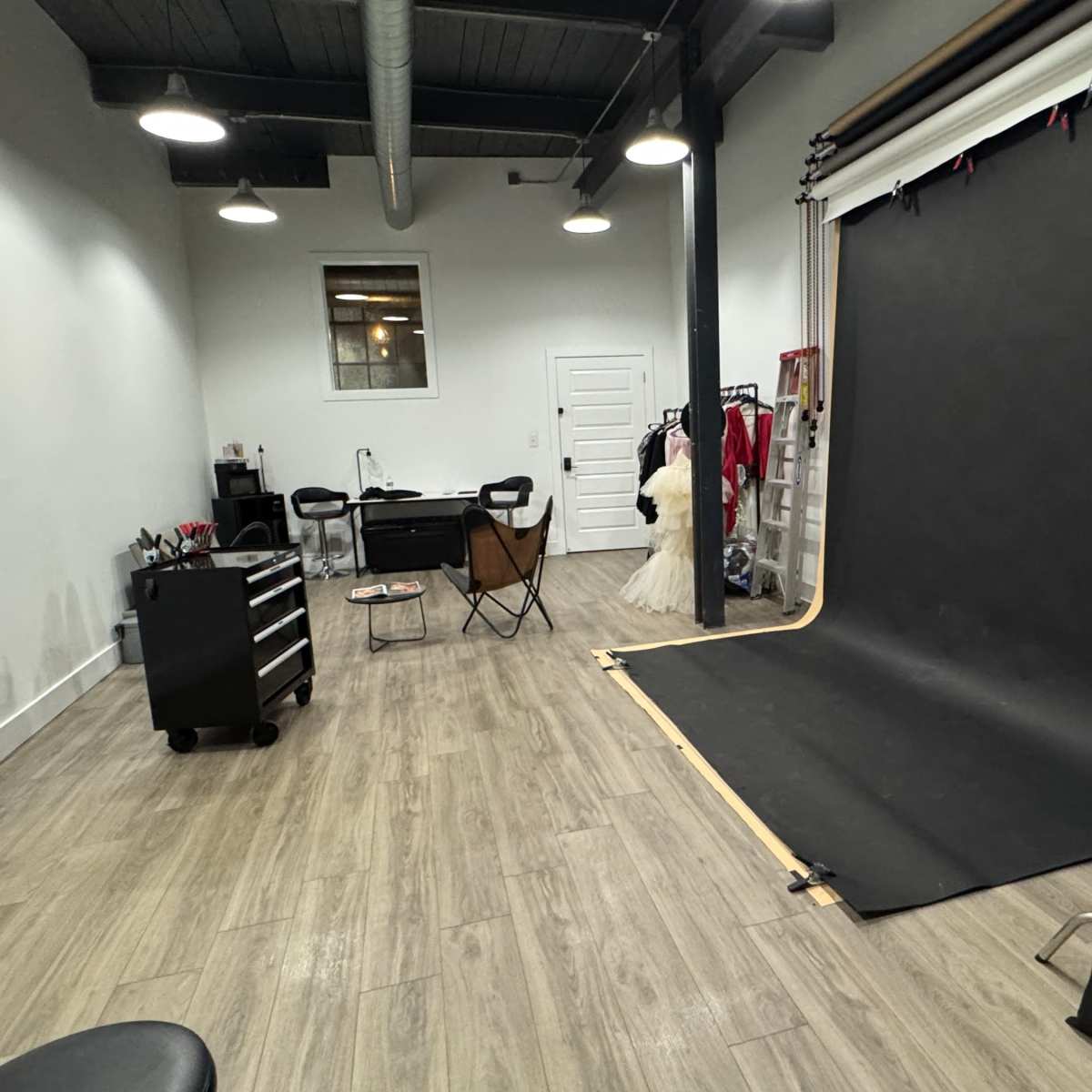 Ferndale Photo Studio with Lighting and Grip Equipment in Ferndale Image in Ferndale, Ferndale, MI