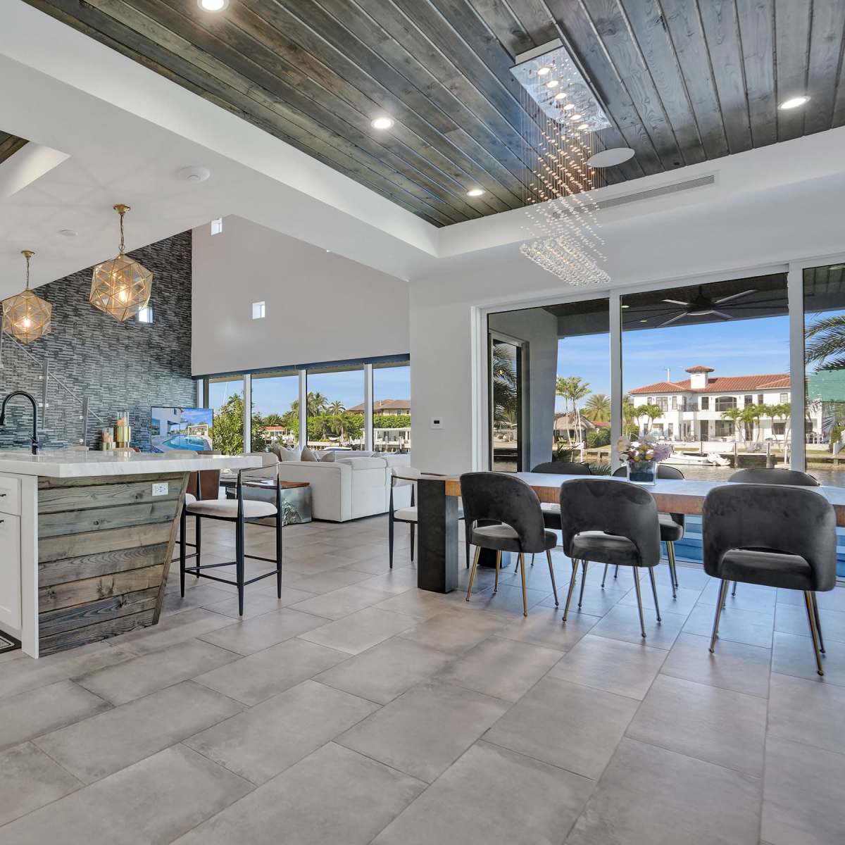 Industrial Rustic Modern Oasis – Stylish & Spacious Retreat in Pompano Beach! in Pompano Beach Image in Pompano Beach, Pompano Beach, FL