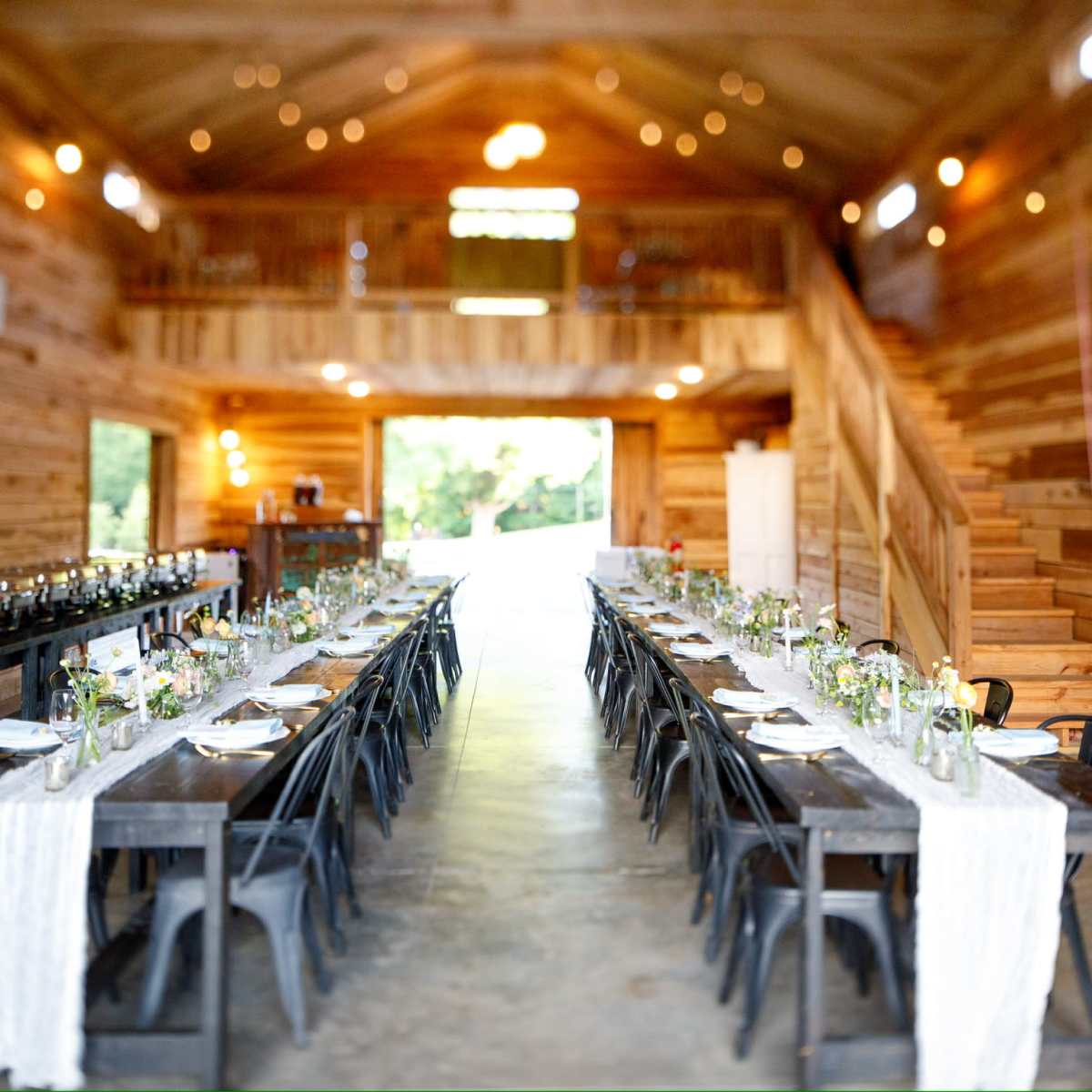 Nashville Barn with Beautiful Views in Whites Creek Image in Whites Creek, Whites Creek, TN