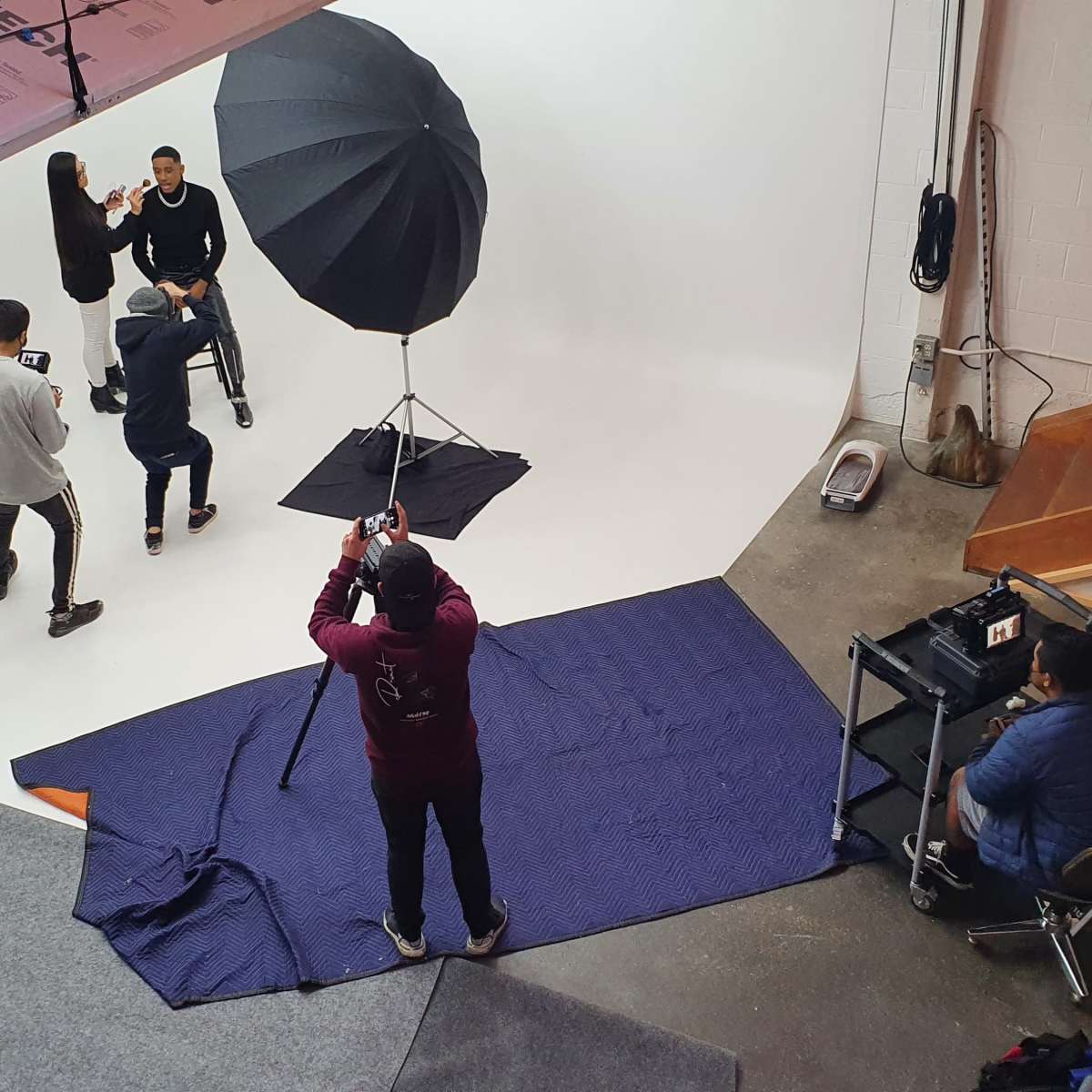 Video Photo Audio Production Studio, White Cyc, Green Screen, Multi-Cam ...