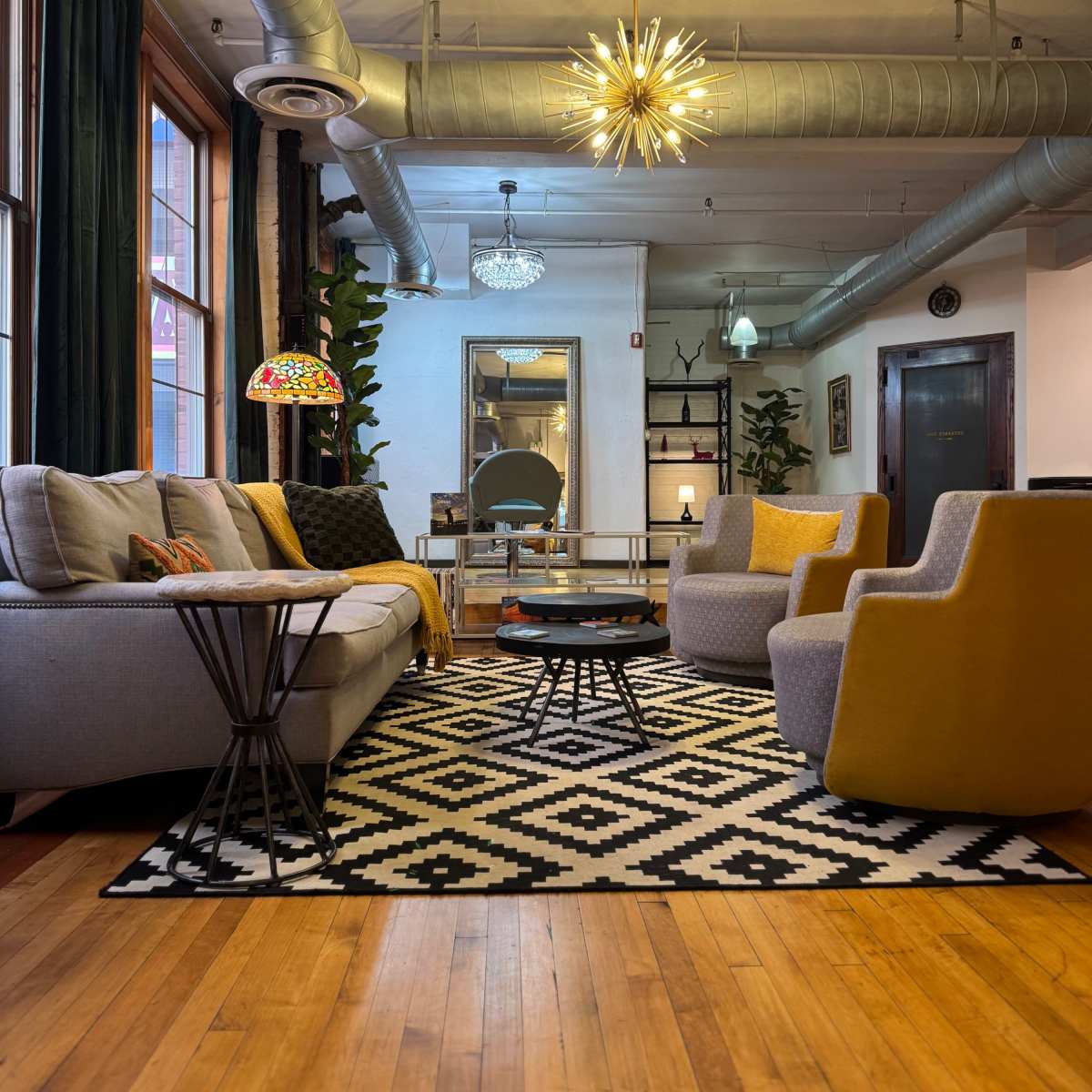 Downtown loft, hair salon with photography studio in Detroit Image in Downtown Detroit, Detroit, MI