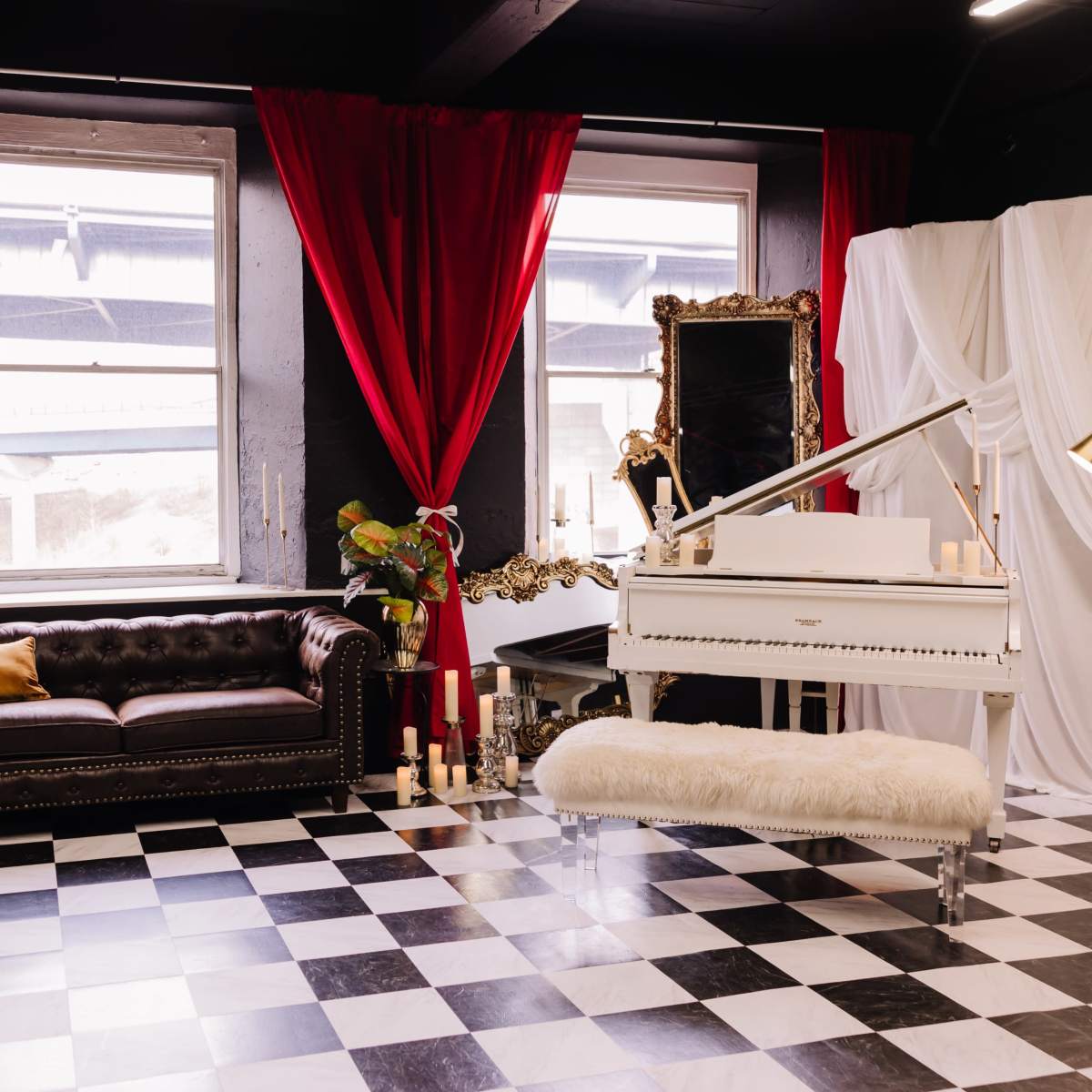 Urban and Roomy Photo Studio with Large Bay Windows in Fall River Image in Fall River, Fall River, MA