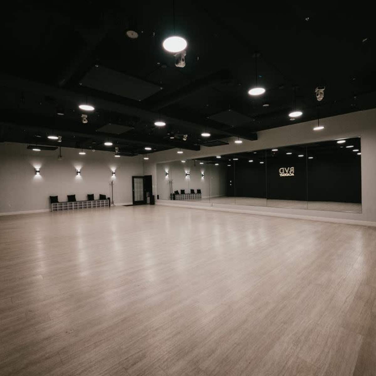 Versatile Event Space with Modern Amenities in Canton Image in Canton Township, Canton, MI