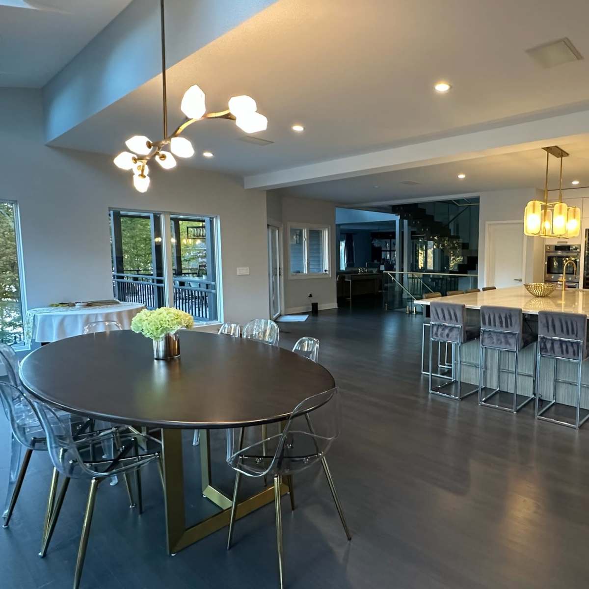 Modem Lake house with brigh, spacious kitchen and dining area with amazing views in Sherman Image in Sherman, Sherman, CT
