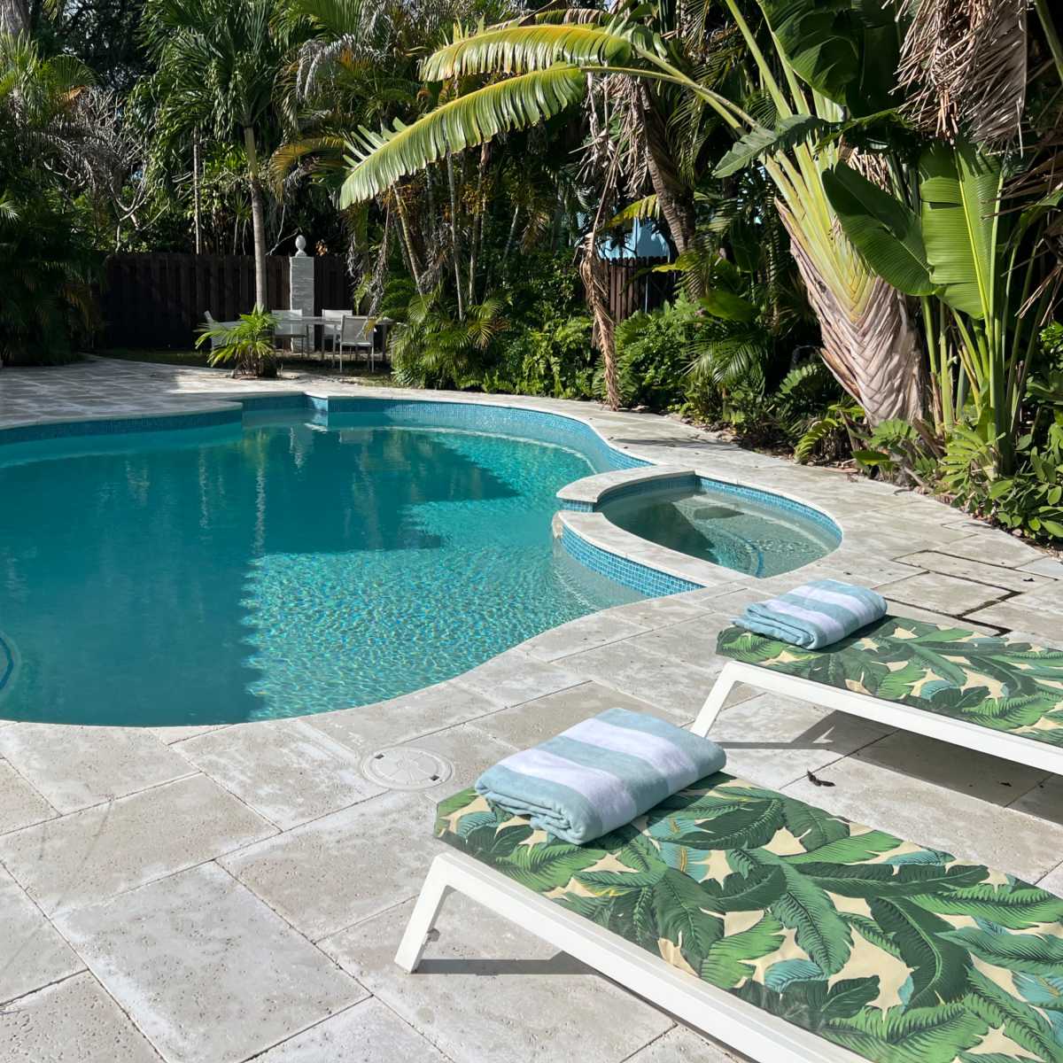 Historic light-filled home with art deco vibes and a Pool, Hollywood ...