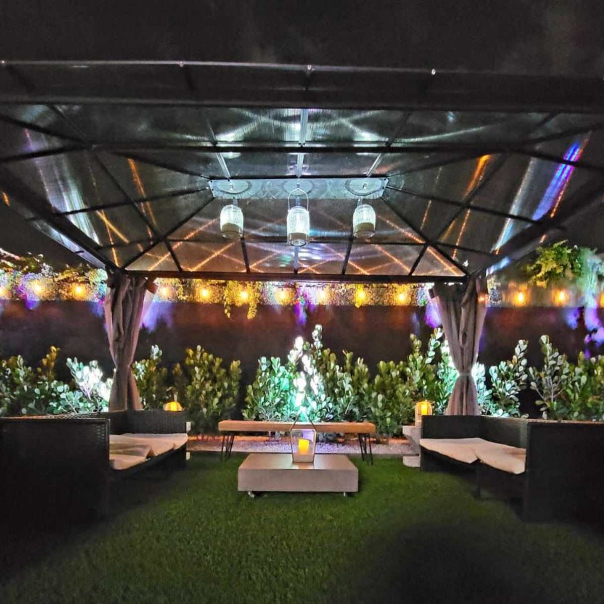 PRIVATE CLUB WITH OUTSIDE GARDEN IN HEART OF MIAMI in MIAMI Image in Little River, MIAMI, FL