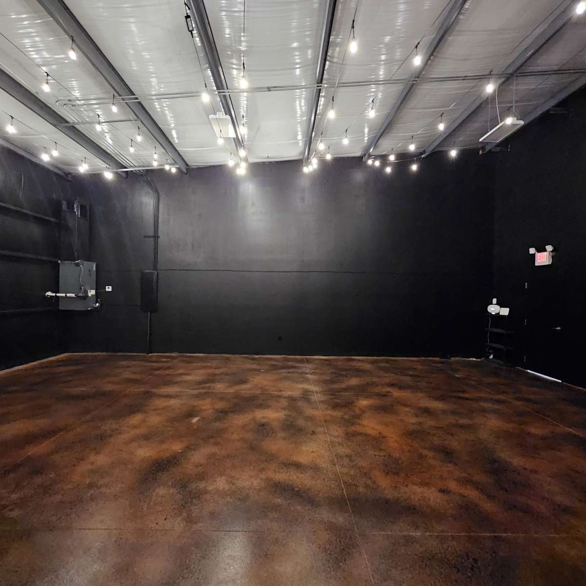 ASI Space - Trendy & Moody Warehouse Space in Tomball Image in , Tomball, TX