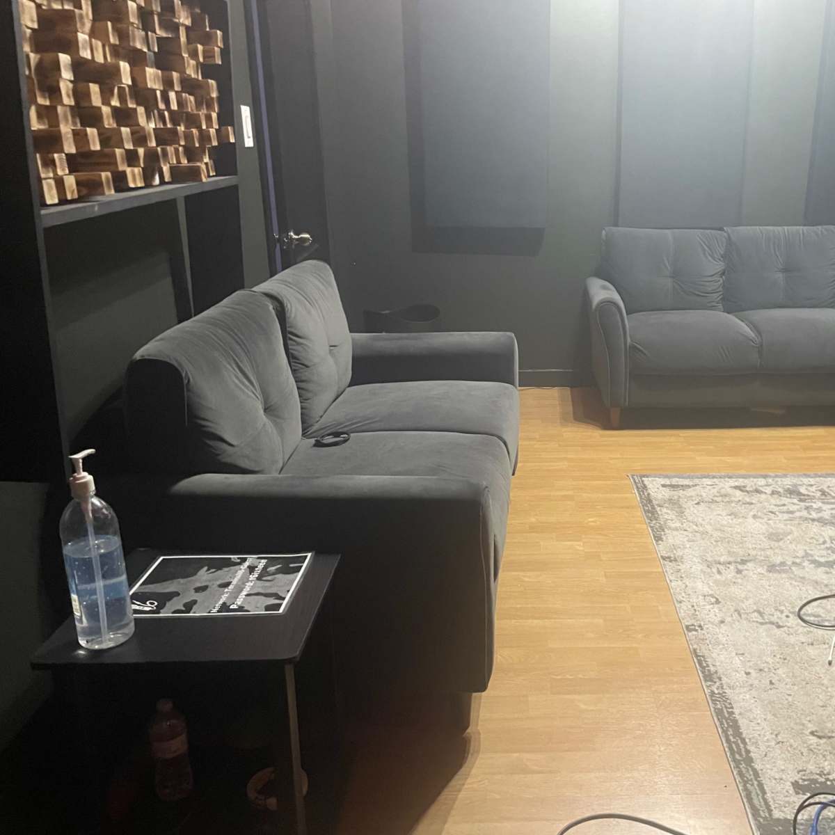 Fully Equipped Music Recording Studio in Toronto Image in Cliffside, Toronto, ON