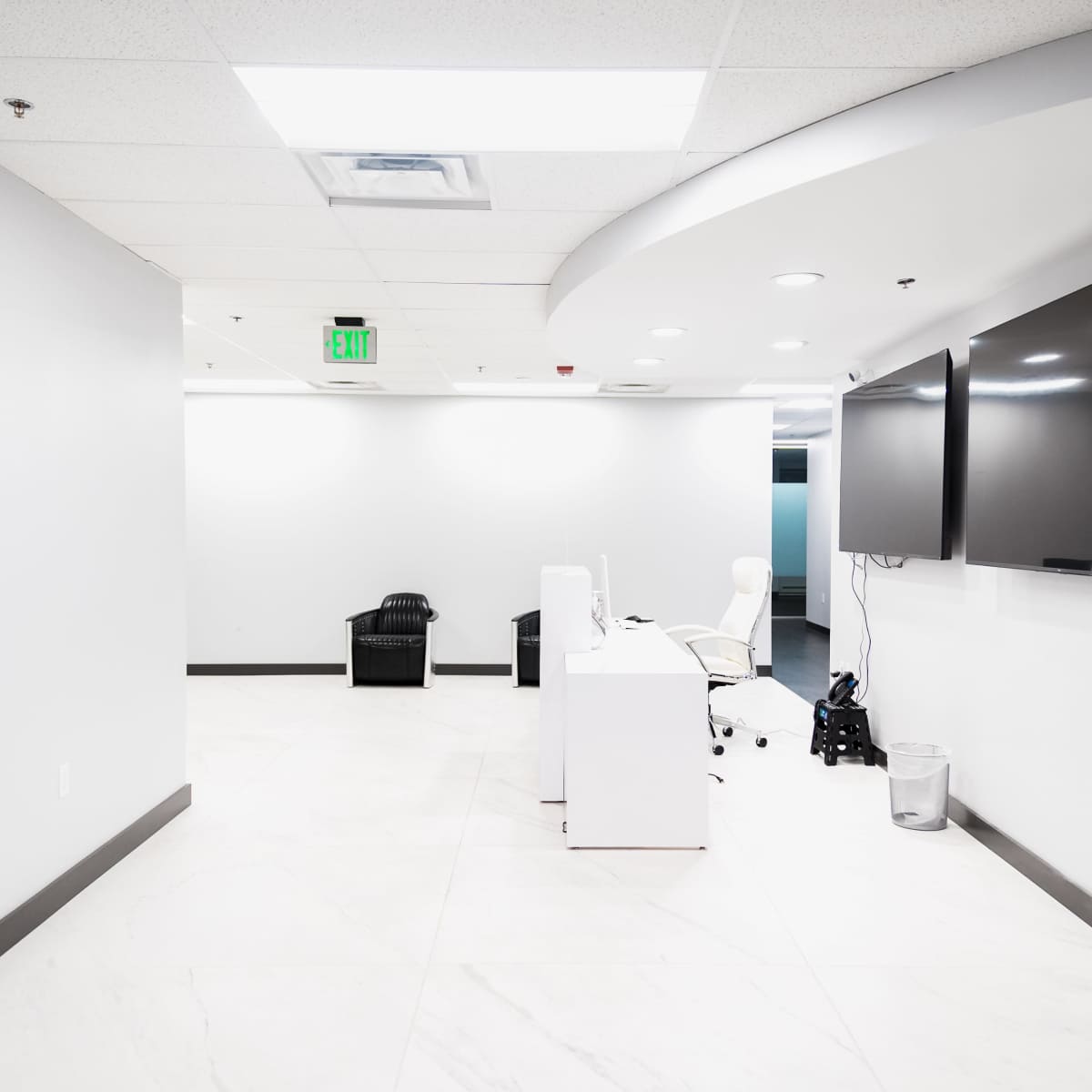 Modern Sleek 10 Person Conference Room- Whiteboard/Tv - Towson in Towson Image in Towson, Towson, MD