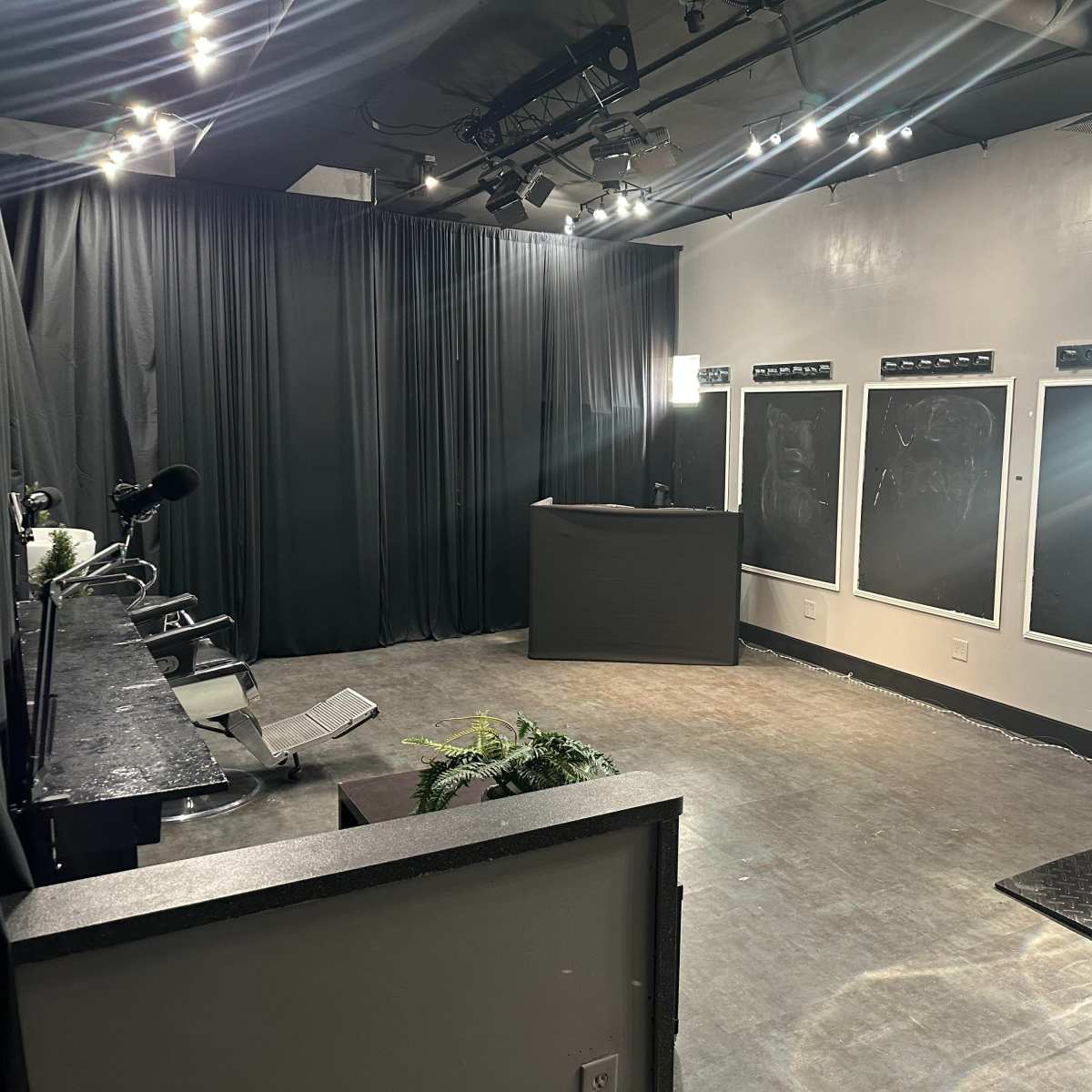 Content creator space multi-setup in Clinton twp Image in Clinton Township, Clinton twp, MI