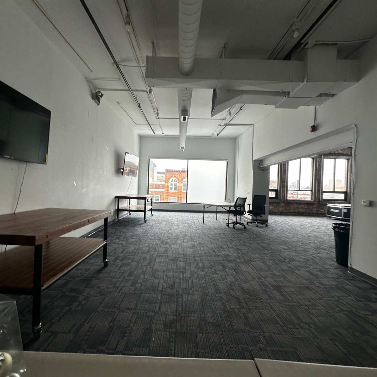 Downtown roomy space in Pontiac Image in Pontiac, Pontiac, MI