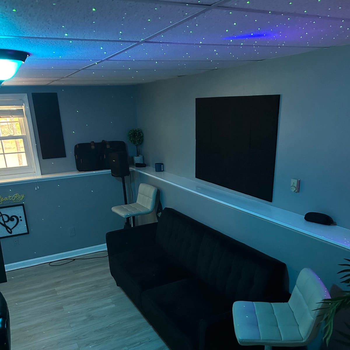 Serene Music Recording Space with Lake View in Marrieta Image in , Marrieta, GA