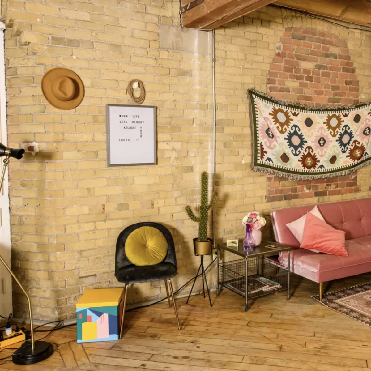 Downtown Turn-Key Photo Studio w/ Exposed Brick - Studio City in Toronto Image in St. Lawrence, Toronto, ON