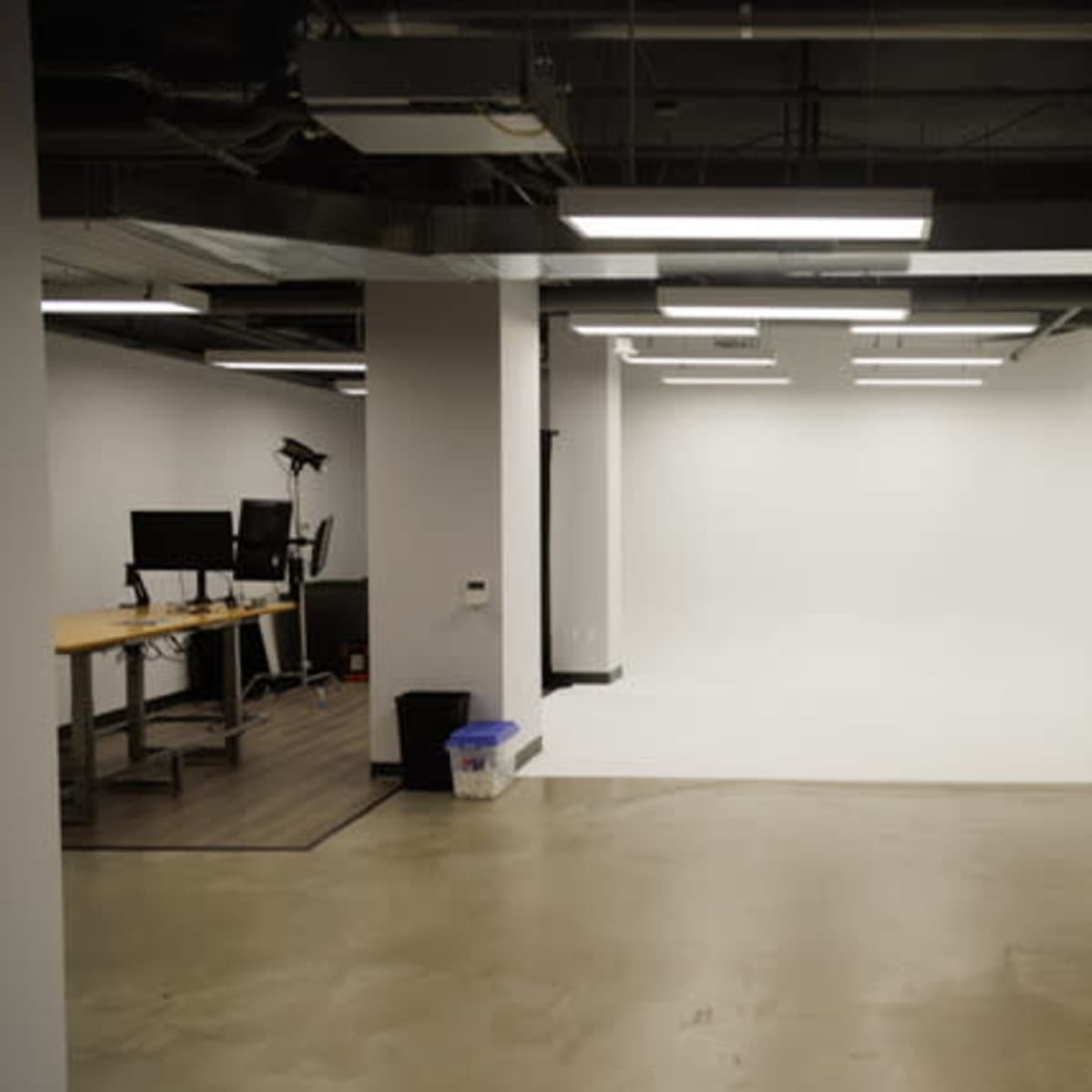 Spacious Downtown Studio with Fitness Area in sacramento Image in Central Business District, sacramento, CA