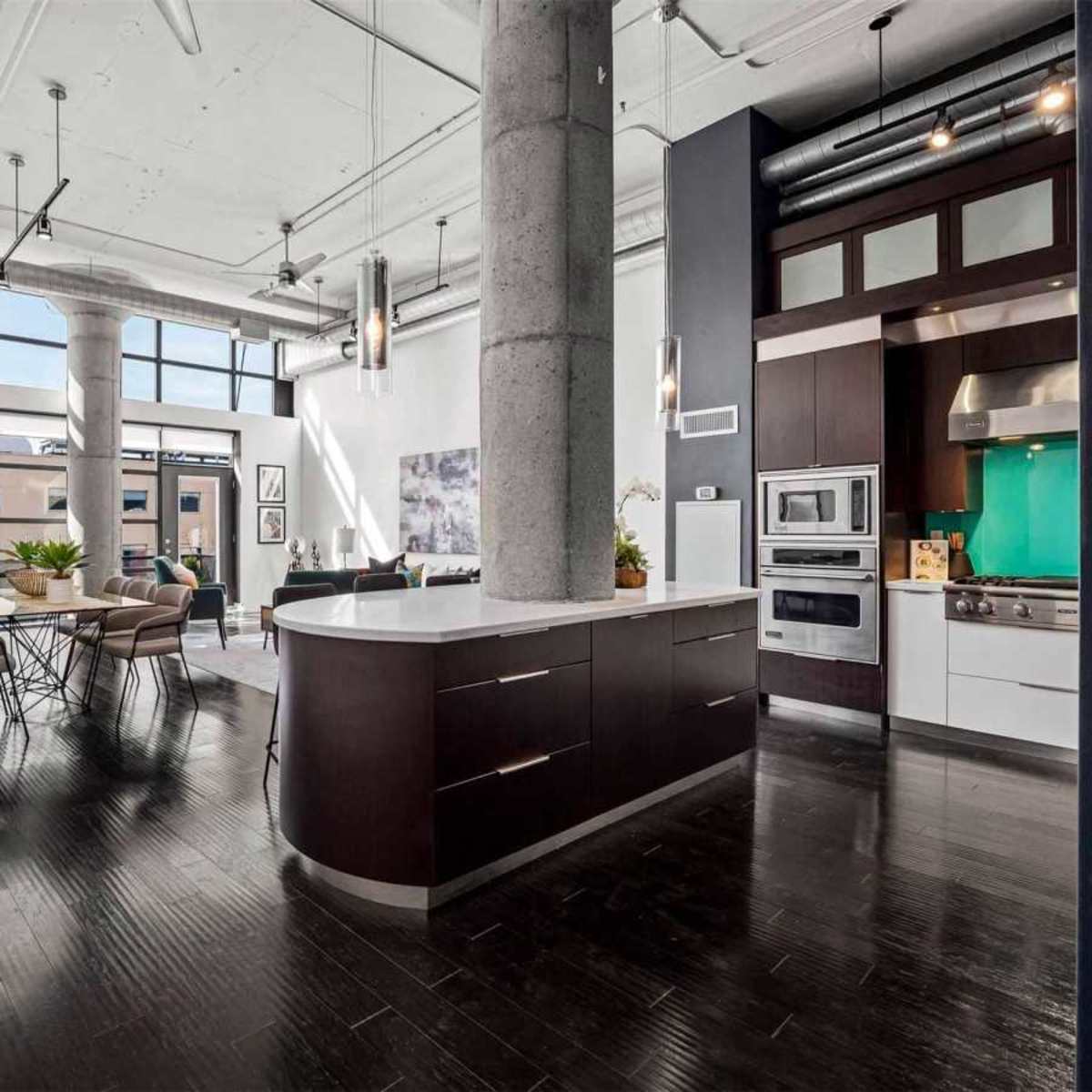 Loft 406 in Toronto Image in Trefann Court, Toronto, ON